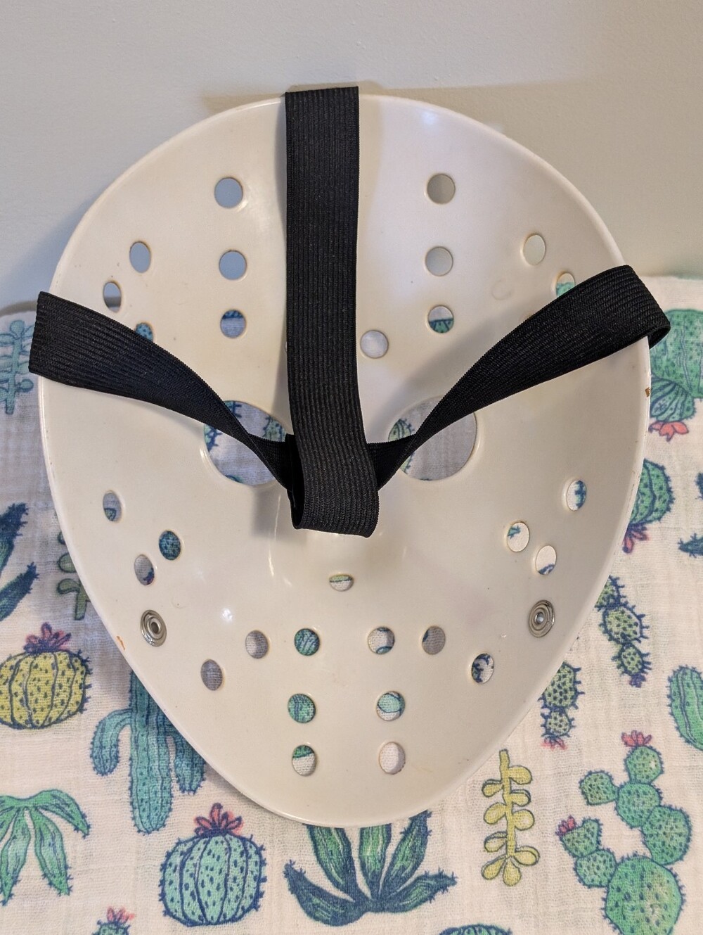 Friday The 13th, Jason Voorhees Mask, Halloween, Adult Sized - Picture 2 of 4